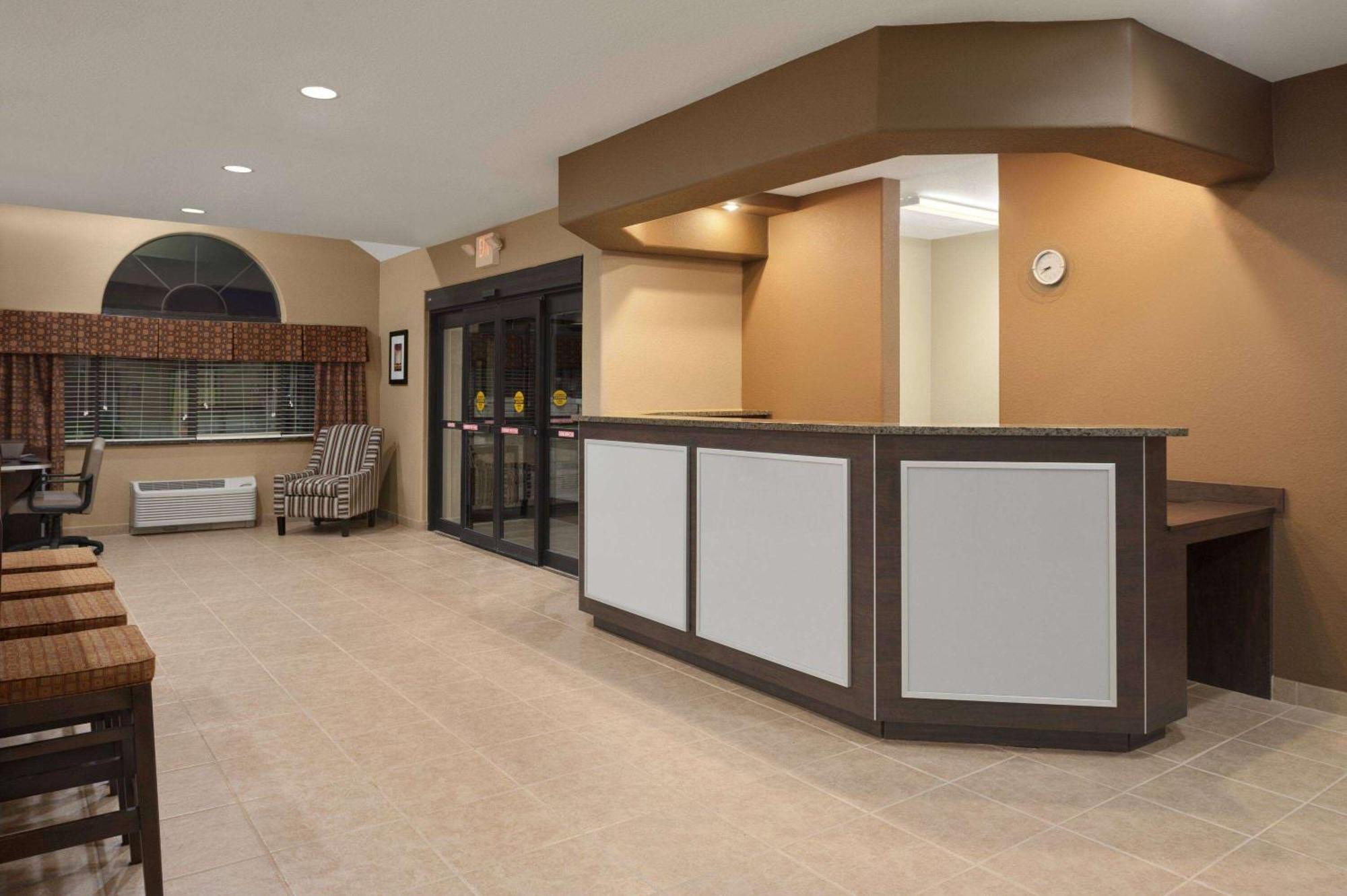 Microtel Inn&Suites Gonzales TX Exterior foto